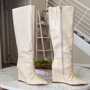Elegant Cream Croc-Embossed Ankle Boots